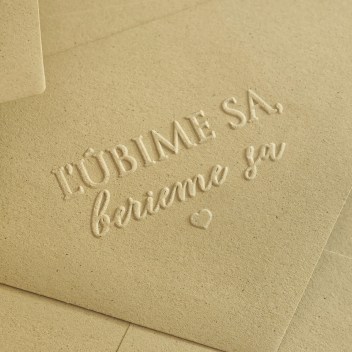 ideatree, farebné obálka, svadobné obálky, obálky na oznámenia, embosované obálky, obálky s iniciálmi, obálka so slepotlačou, slepotlač, embos, noiart, svadobna grafika, nové mesto nad váhom