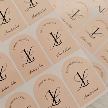 ideatree, svadobné etikety, nálepky na koláčiky, nálepky na koláče, nálepky na fľaše, na víno, svadobné nálepky, nálepky na výslužky, svadobné fľaše, svadobné tlačoviny, noiart, nové mesto nad váhom